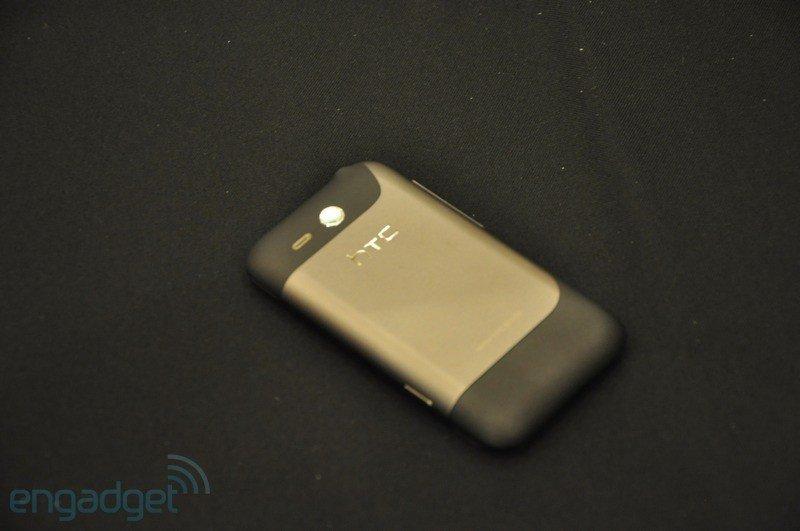 HTC Freestyle, un nou telefon cu funcții de nivel mediu și Brew MP drept OS: htc_freestyle_01.jpg