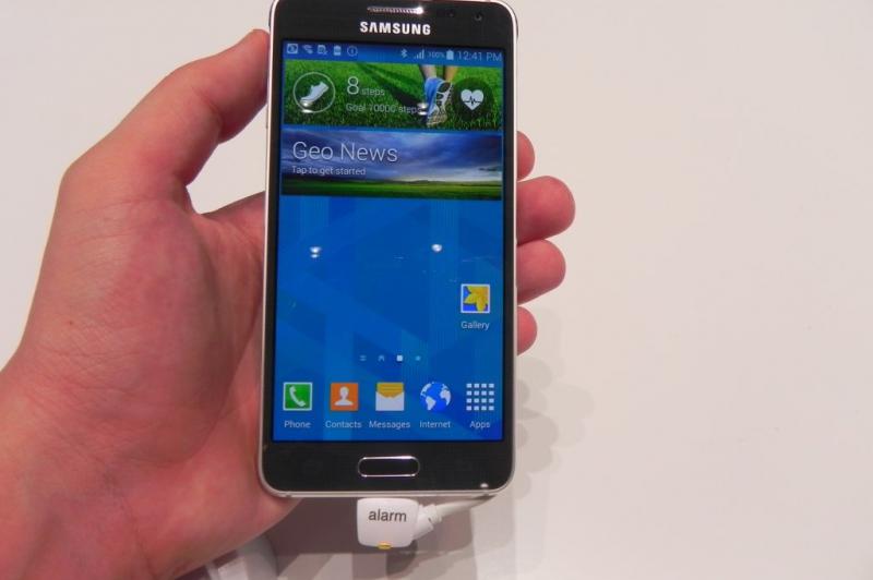 IFA 2014: Samsung Galaxy Alpha hands on - Samsung dovedește că e loc și de metal În galaxia sa (Video): dscn9330jpg.jpg