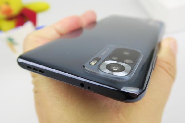 Redmi Note 10S: Conectivitate 4G dual SIM, Wi-Fi dual band, infraroşu