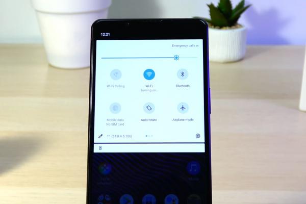 Sony Xperia 1 III: Conectivitate de flagship, cel puţin pe hârtie