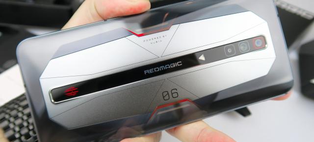 Nubia Red Magic 6 Pro Unboxing: telefon de gaming absolut, cu refresh rate de 165 Hz, ventilator de 20.000 RPM