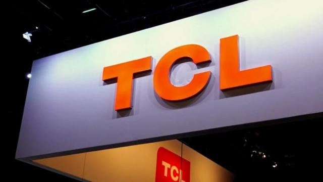 <b>TCL Technology va furniza display-uri OLED pentru smartphone-urile Samsung</b>Anul trecut, Samsung și-a vândut o parte dintre liniile sale de producție LCD din Suzhou către TCL pentru suma de 1.08 miliarde de dolari. Se pare că cele două companii vor avea un nou parteneriat. Potrivit ultimelor zvonuri, TCL va furniza display-uri