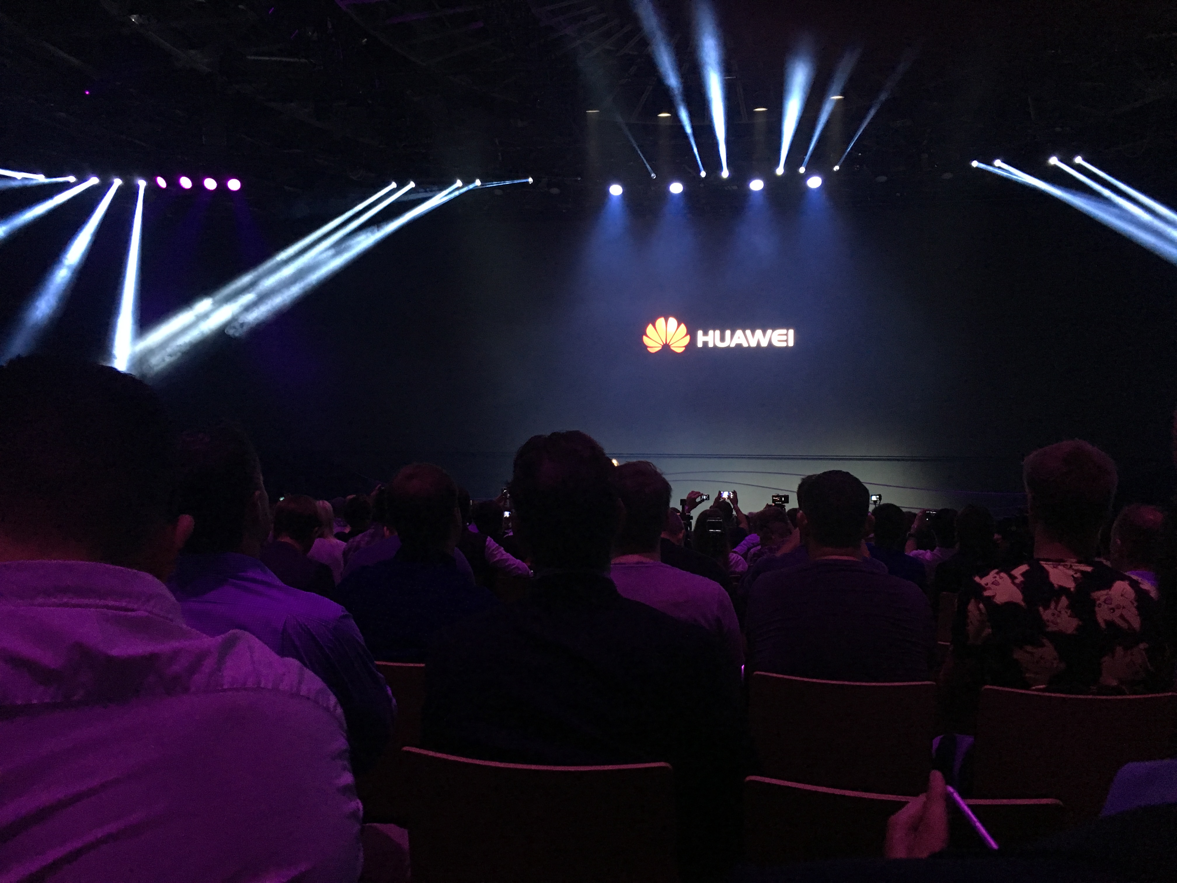 Live Blogging Huawei la IFA 2016: Lansare Huawei Nova/ Nova Plus (telefoane pentru publicul feminin) şi tableta MediaPad M3 - imaginea 8