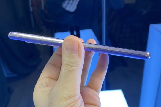 Samsung Galaxy S21 5G - Fotografii Hands-On: Samsung-Galaxy-S21-5G_007.jpg