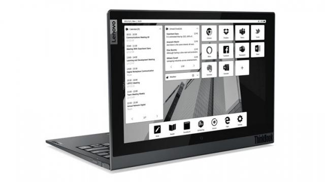 <b>CES 2021: Lenovo ThinkBook Plus Gen 2 i este un laptop cu două ecrane: LCD la interior și E Ink la exterior</b>Lenovo a prezentat anul trecut primul notebook cu două ecrane: LCD de 13.3 inch la interior, E Ink de 10.8 inch la exterior, chiar pe capac. Ei bine, producătorul a dezvăluit noua generație a acestuia - Lenovo ThinkBook Plus Gen 2 i. Este mai subțire