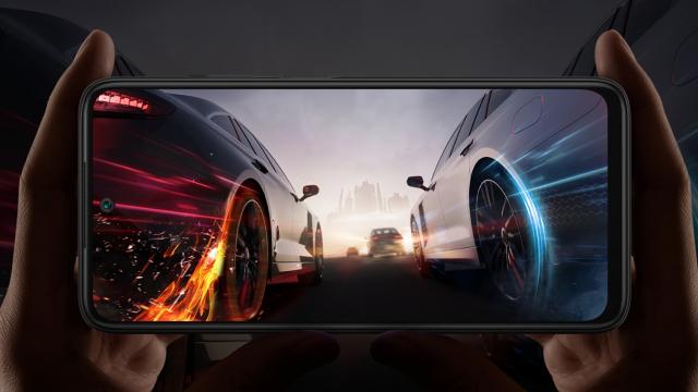 <b>Redmi Note 11 în varianta globală va costa mai mult decât se zvonea inițial; Iată sumele din Europa</b>La mijlocul lunii trecute aflam printre altele și vestea că smartphone-ul Redmi Note 11 4G în varianta globală va sosi la un preț accesibil în Europa, de 199 dolari - sumă care s-ar fi tradus în 175 euro. Din păcate lucrurile nu vor fi atât de roz