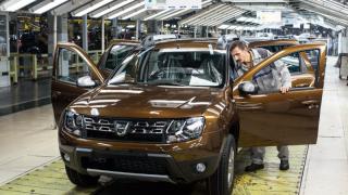 „Dacia nu pleacă de la Mioveni”, dar următorul Duster nu are adresa garantată..