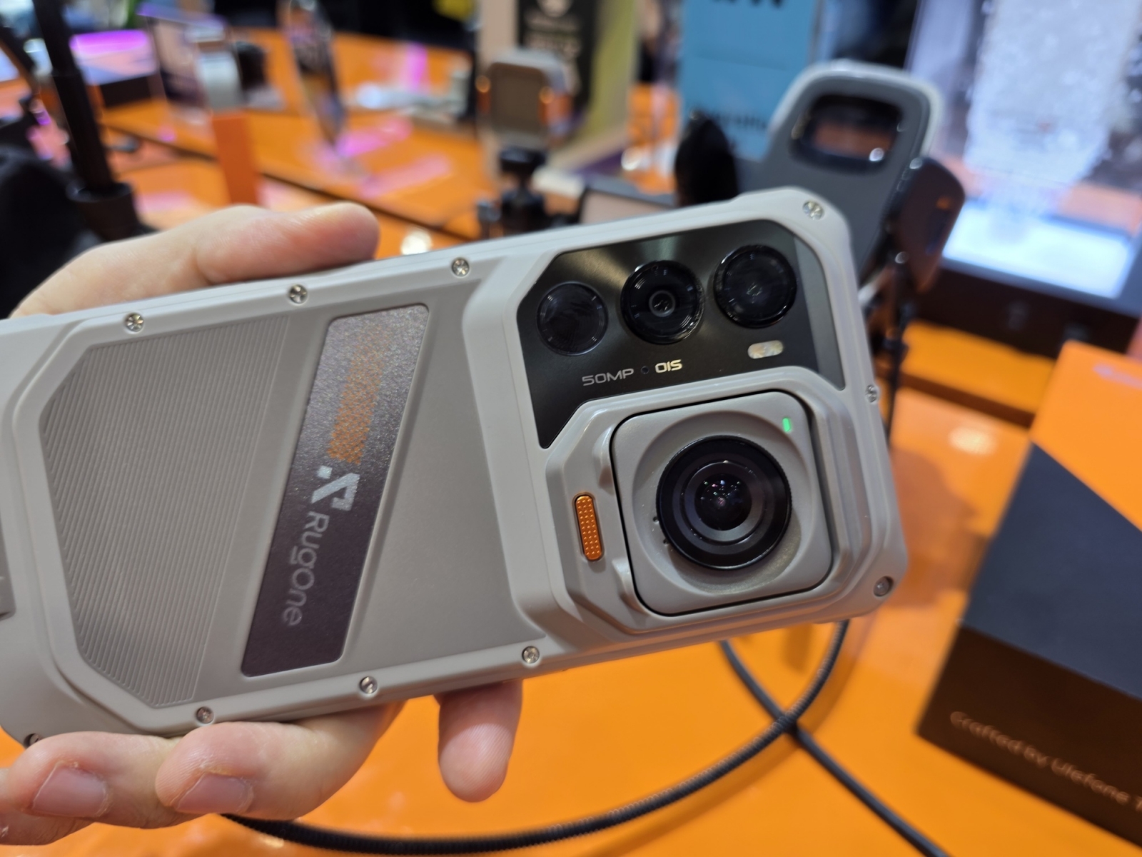 RugOne Xsnap 7 Pro - IFA 2026 (galerie)