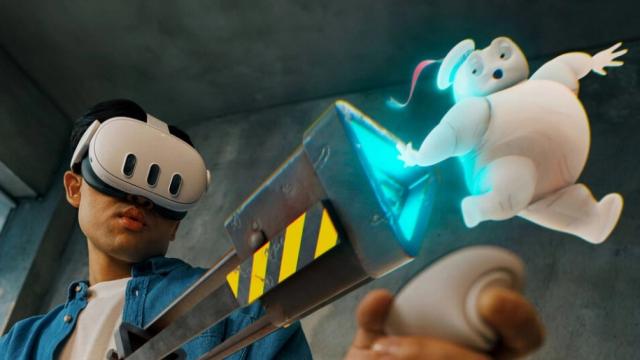 <b>Preț și disponibilitate Oculus Meta Quest 3 în România</b>De sărbători poți face un cadou special unui pasionat de jocuri sau poate chiar ție, mai precis headset-ul de realitate virtuală Oculus Meta Quest 3. Are și capabilitatea de a se transforma într-o consolă de realitate mixtă, iar din tabelul 