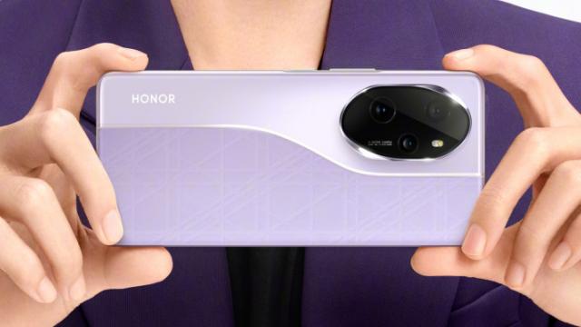 <b>Seria Honor 100 se lansează oficial pe 23 noiembrie; Designul și specificațiile noilor modele high midrange sunt dezvăluite</b>Honor urmează să lanseze noi produse pe 23 noiembrie. Inițial compania nu a dezvăluit exact despre ce gadget-uri e vorba, dar iată că azi aflăm că vorbim despre seria de telefoane high midrange Honor 100. Au ajuns pe web atât randări cu terminalele