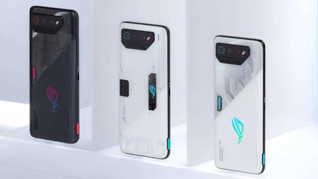 <b>ASUS ROG Phone 8 Ultimate are 24 GB RAM, procesor Snapdragon 8 Gen 3, conform unei listări GeekBench</b>Îl descoperim azi pe un presupus ASUS ROG Phone 8 Ultimate utilizând un procesor potent. E vorba despre un Qualcomm Snapdragon 8 Gen 3, plus o cantitate generoasă de RAM, conform GeekBench


