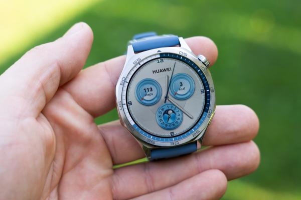 HUAWEI Watch GT 5 46mm Review: Smartwatch-ul care te însoțește la cele mai elegante evenimente dar și pe pista de alergare, acum cu funcții fitness avansate