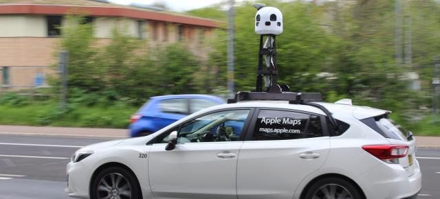 Maşina Apple Maps văzută în Bucureşti; Avem rival Street View în România?