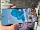 Motorola edge 60 Fusion: Display imersiv, cu muchii invizibile, destul de luminos