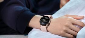 Nu respiri bine în somn? Samsung se luptă cu apneea prin noi sisteme integrate pe Galaxy Watch