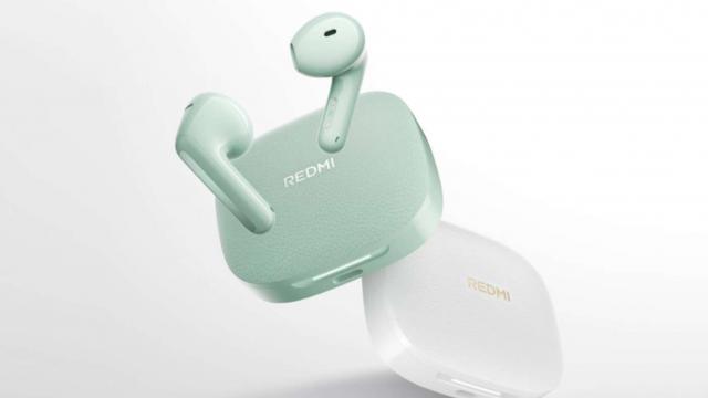 <b>Xiaomi anunţă căştile Redmi Buds 7S, cu autonomie de 32 de ore, anulare activă a zgomotului, Spaţial Sound</b>Xiaomi a anunţat o pereche nouă de căşti, modelul Redmi Buds 7S, care vine cu autonomie de 32 de ore, anulare activă a zgomotului de fond şi pairing cu două dispozitive simultan. Suportă şi Spaţial Audio şi aflaţi mai multe detalii despre ele mai jos