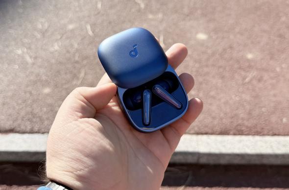 Anker Soundcore Liberty 5 - Design: Photo 02.11.2025, 13 31 05.jpg