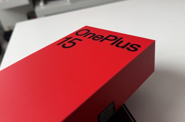 OnePlus 15 - Unboxing: Photo 13.11.2025, 09 51 02.jpg