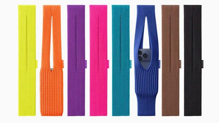 Apple lansează ciorapi pentru smartphone sub forma iPhone Pocket; Accesoriu în valoare de 150 de dolari pentru aniversarea a 24 de ani de iPod