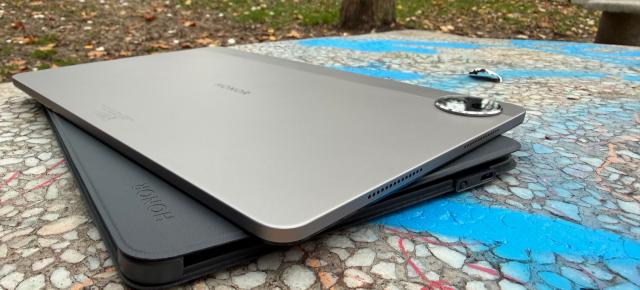 HONOR Pad 10: Design pe bază de aluminiu prelucrat la 270 de grade