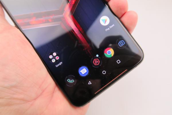 ASUS ROG Phone II: OS, UI, aplicaţii construite în jurul gaming-ului