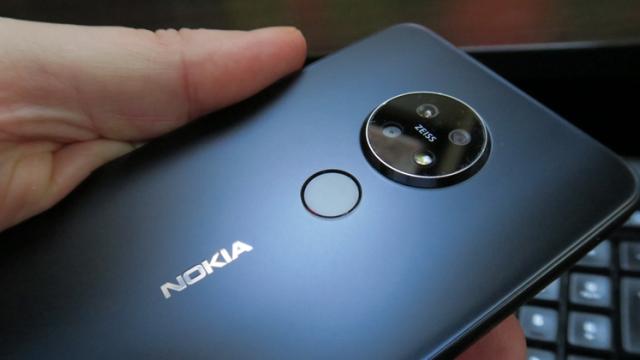 <b>Picaj serios pentru Nokia! HMD a vândut 10 milioane de telefoane Nokia în primul trimestru din 2020, cu 44% mai puţin decât în 2019</b>Probabil aţi remarcat că au început să apară tot mai multe rezultate trimestriale ale marilor companii tech şi producătoare de smartphone-uri. Acum avem şi câteva detalii despre HMD Global, care deţine brandul Nokia şi ar fi