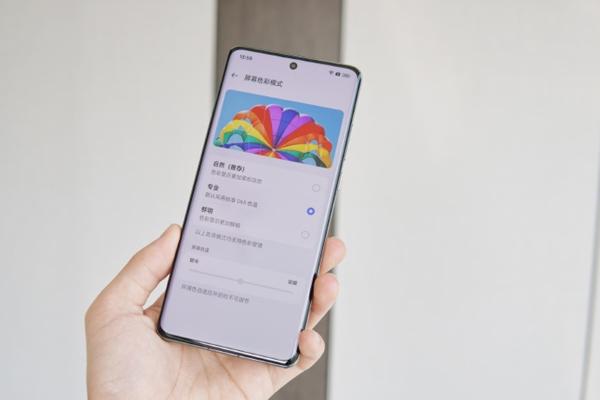 OnePlus 12 - Fotografii Hands-on (ecranul BOE)