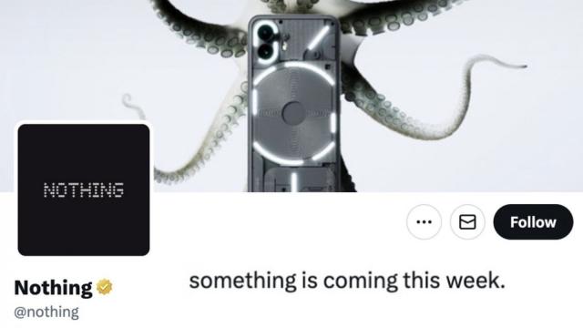 <b>Nothing Phone 2a primeşte un teaser, aflăm când s-ar putea lansa</b>Nothing Phone 2a apărea ca un zvon la final de luna noiembrie, iar azi telefonul primeşte şi primele teasere. A apărut şi o listare recent pentru un terminal misterios cu numele de cod A142, iar acum contul oficial de X.com al Nothing promite 