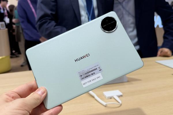 Huawei MatePad Mini - Fotografii hands-on MWC 2026