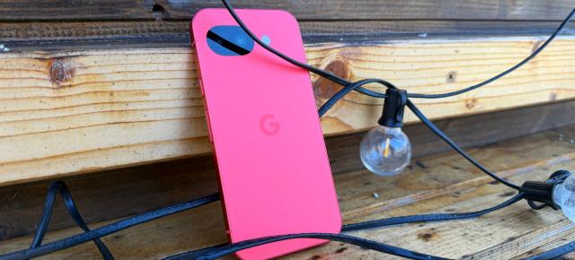 Google Pixel 10a: Bateria păstrează capacitatea de la predecesor, dar cum arată rezultatele?