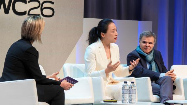 <b>MWC 2026: HONOR mizează pe un ecosistem AI deschis; Platforma AI Connect va lega peste 20.000 de servicii până la finalul acestui an</b>La deschiderea Mobile World Congress 2026 din Barcelona, HONOR a vorbit despre următoarea etapă a strategiei sale în ceea ce privește inteligența artificială. În centrul atenției se află HONOR AI Connect, gândită ca nucleu pentru un ecosistem mai larg