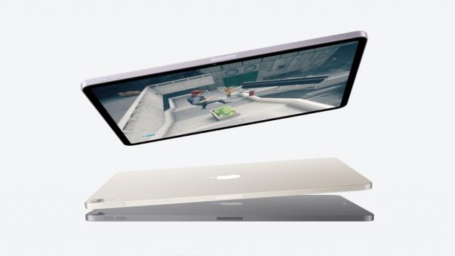 <b>Preț și disponibilitate Apple iPad Air 13 (2026) în România</b>Apple vine cu o noută tabletă iPad la început de primăvară, mai precis iPad Air 13 (2026), varianta de 13 inch. Deja a apărut la precomandă pe plan local, astfel că punem și noi la cale un articol dedicat Preț și Disponibilitate 