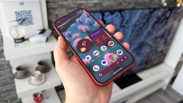 <b>Google Pixel 10a: Benchmark-uri alimentate de același Tensor G4, pentru performanță la nivel de edge 70</b>Ne-am lămurit deja din secțiunea hardware că Pixel 10a are același procesor ca predecesorul, un Tensor G4 octa-core ce aduce 1x nucleu Prime Cortex-X4 de 3.1 GHz, 3x nuclee de performanță Cortex-A720 de 2.6 GHz și 4x nuclee 