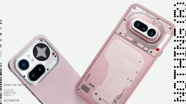 <b>MWC 2026: Nothing Phone (4a) și Phone (4a) Pro prezentate oficial! Design transparent, camere cu periscop, CPU Snapdragon 7 Gen 4</b>Nothing a anunțat astăzi noile smartphone-uri Nothing Phone (4a) și Nothing Phone (4a) Pro, modele care duc mai departe designul transparent și interfața luminoasă Glyph. Noua generație aduce îmbunătățiri importante în zona de performanță