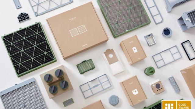 <b>Samsung domină iF Design Awards 2026: 77 de premii pentru smart TV-uri, smartphone-uri și ecosistemul smart home</b>Samsung apare din nou pe lista laureaților la iF Design Awards 2026, unde compania sud-coreeană a adunat nu mai puțin de 77 de premii în mai multe categorii de design.  Competiția, organizată în Germania și activă încă din 1953, evaluează produse