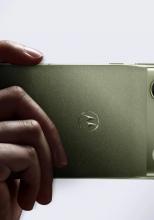 Anunțat oficial: Motorola Signature 27 urcă la Snapdragon 8 Elite Extreme Gen 6 și pune un periscop de 200 MP pe spate