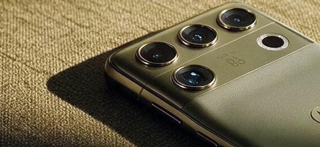 Motorola Signature 27 este superb: Moto și-a găsit în sfârșit propria identitate de flagship