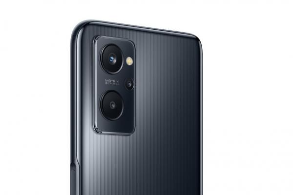 realme 9i apare în randări proaspete, dezvăluind o cameră triplă şi spate dungat; Are un procesor de 6 nm 4G