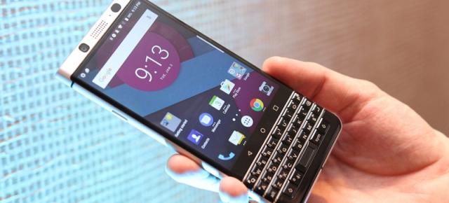 Preț și disponibilitate BlackBerry KEYone în România!