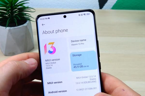 Xiaomi 12 Pro: OS, UI, aplicaţii sub imperiul optimizatului MIUI 13