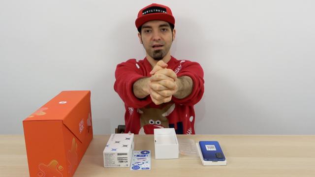<b>Xiaomi Spring Weeks aduce reduceri de 35%, iar noi vă oferim un GIVEAWAY surpriză (Mi-Stery Box)</b>Xiaomi porneşte pe 14 aprilie o campanie de oferte speciale şi reduceri, sub numele de Xiaomi Spring Weeks. Ea ţine până pe 28 aprilie şi aduce reduceri de până la 35% la o sumedenie de produse, de la brăţări de fitness la telefoane