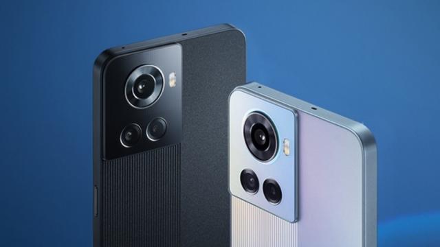 <b>OnePlus 10R primește un nou teaser înainte de debut! Smartphone-ul va sosi cu un procesor custom - MediaTek Dimensity 8100 Max</b>OnePlus urmează să anunțe două noi smartphone-uri curând. Vorbim despre OnePlus 10R și OnePlus Ace, două modele care împărtășesc același design și se crede chiar că vorbim despre aceleași telefoane cu denumiri diferite în funcție de regiunea de lansare