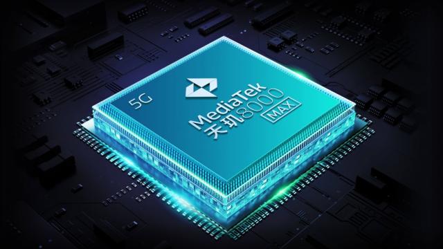 <b>Noul procesor MediaTek Dimensity 8000 Max surclasează Snapdragon 870 din punct de vedere al performanței; Ce scoruri obține CPU-ul în GeekBench 5?</b>În urmă cu câteva săptămâni MediaTek anunța două noi CPU-uri mobile. Vorbim despre Dimensity 8000 și Dimensity 8100, două cipseturi dedicate telefoanelor midrange. În ultimele zile au apărut detalii și despre așa-zisul Dimensity 8100 Max