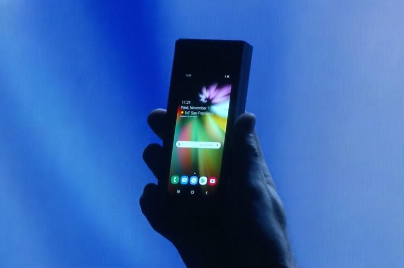 Samsung Infinity Flex Display: samsung-foldable-display-1-1620x1080.jpg