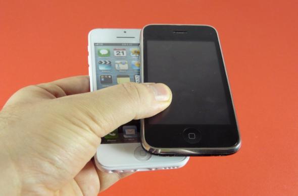 iPhone 5C (macheta), cu doar o zi Înainte de lansarea oficială, Într-un video preview Mobilissimo.ro!: iphone_5c_preview_mobilissimo_ro_69jpg.jpg