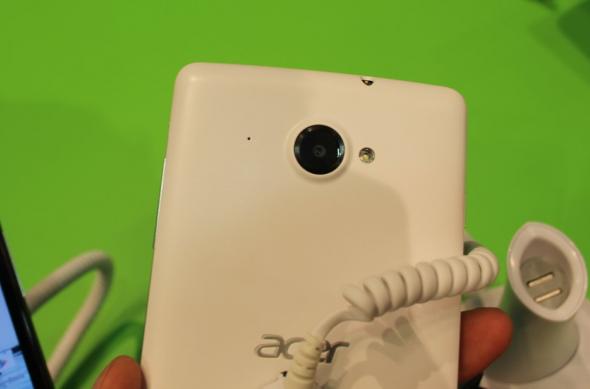 IFA 2013: Acer Liquid S1, un phablet de nouă generație Într-un preview rapid (Video): acer_liquid_s1_ifa_2013_mobilissio_ro_04jpg.jpg