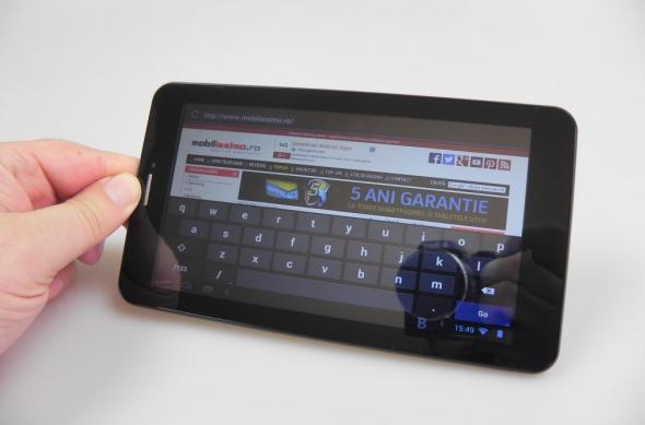 Allview AX4 Nano Review + Concurs: tabletă 3G ideală pentru omul grăbit, preț bun, ecran sacrificat (Video): allview_ax4_nano_review_016jpg.jpg