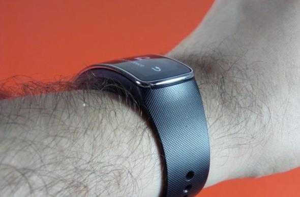 Samsung Gear Fit Review: gadget de fitness cu design atractiv, dar cu unele lipsuri (Video): samsung_gear_fit_review_mobilissimo_29jpg.jpg