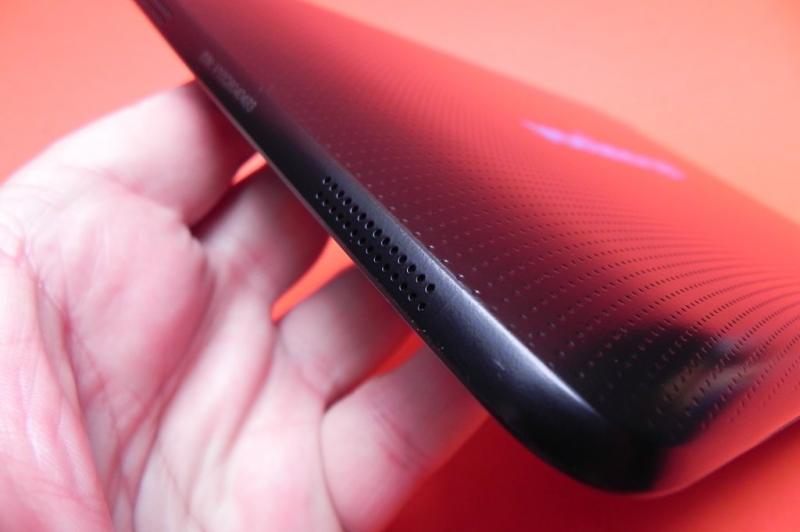 Review Vonino Q8: voluminos dar experiență Android fluentă și conectivitate completă: vonino_q8_review_mobilissimo_ro_28jpg.jpg