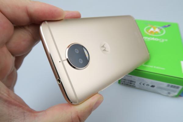 Motorola Moto G5S Plus - Unboxing
